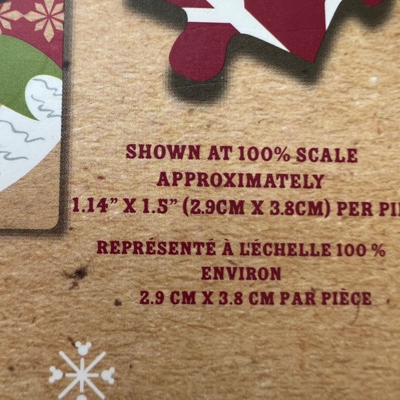 Disney Store Christmas Puzzle Mickey Mouse 500 Pc 19 x 22 Has Glitter New - Picture 6 of 8